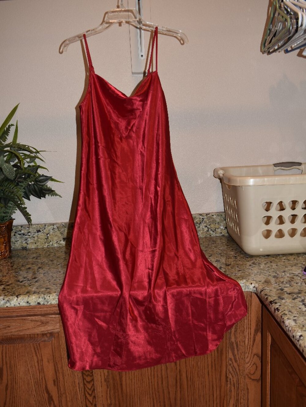 Women's Gilligan & O'Malley Red Nightgown Size S